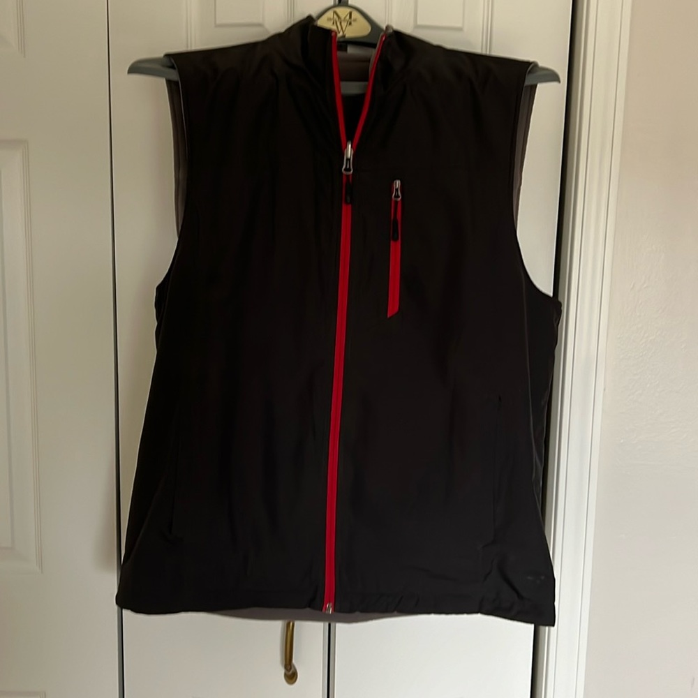 Mens reversible Izod vest